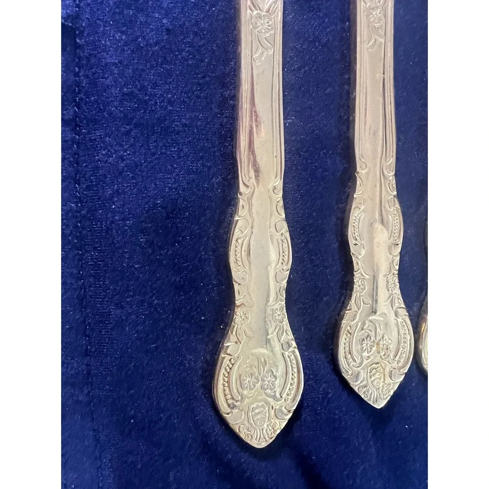 International Company Stainless 24 KT Gold Plated Flatware Knives 4 Pieces